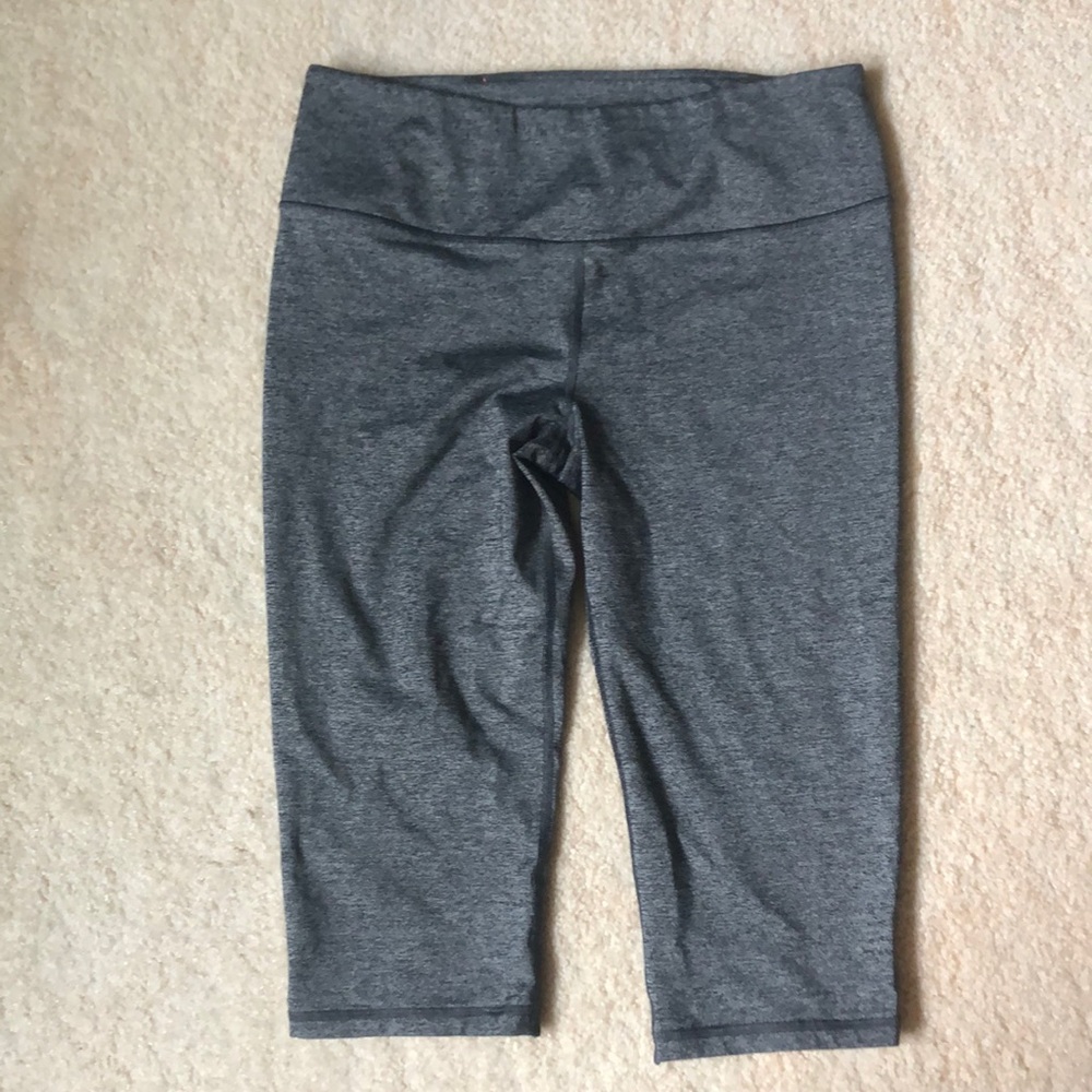 Victoria’s Secret Sport VSX CROP LEGGINGS